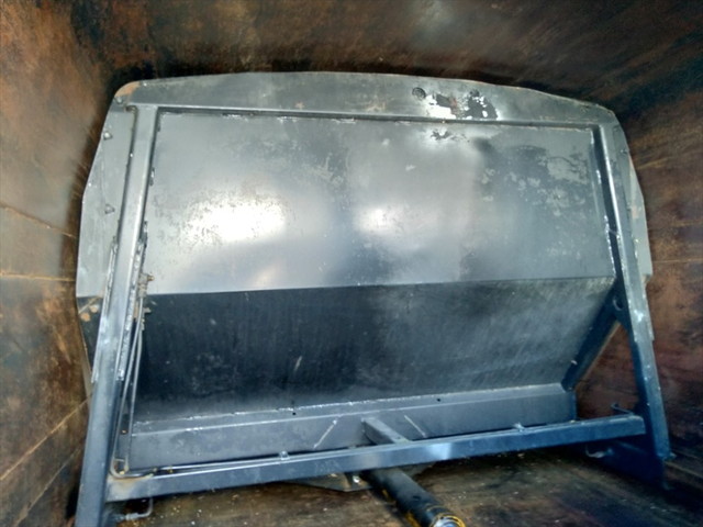 日野デュトロパッカー車（塵芥車）小型（2t・3t）[写真23]