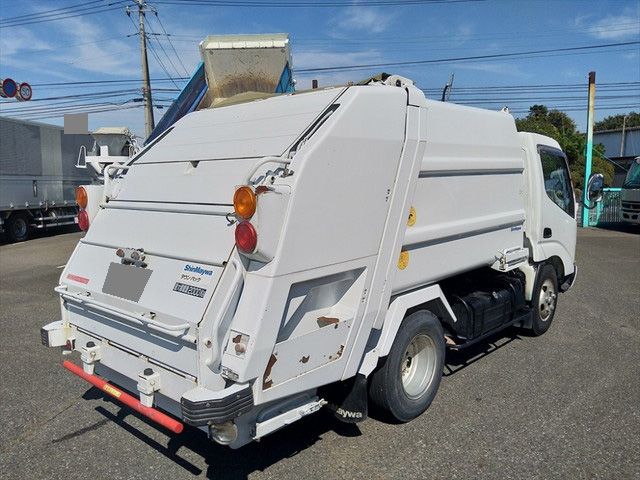日野デュトロパッカー車（塵芥車）小型（2t・3t）[写真04]