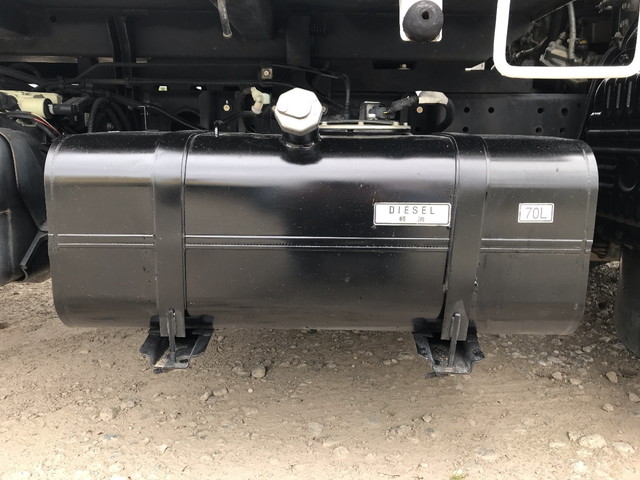 三菱ふそうキャンターダンプ小型（2t・3t）[写真18]