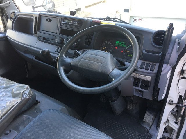 三菱ふそうキャンターダンプ小型（2t・3t）[写真29]