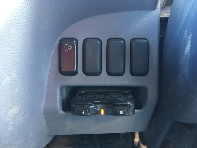 三菱ふそうキャンターダンプ小型（2t・3t）[写真36]