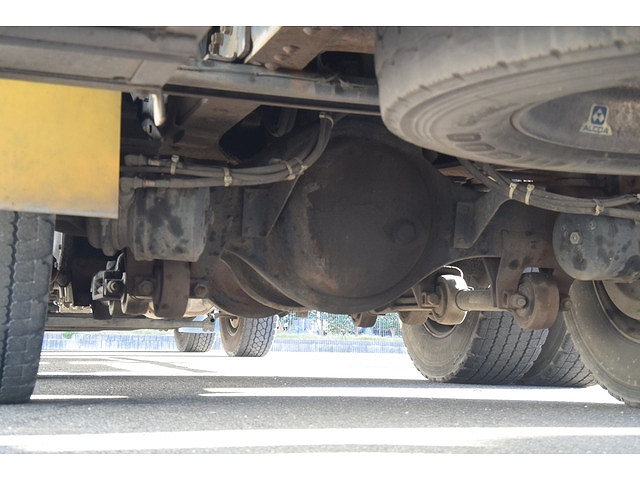 UDトラックスクオンセーフティローダー大型（10t）[写真18]