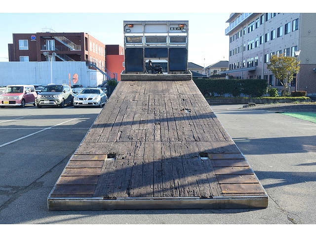 UDトラックスクオンセーフティローダー大型（10t）[写真05]