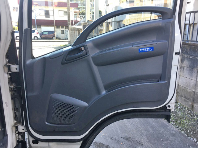 いすゞエルフ平ボディ小型（2t・3t）[写真29]