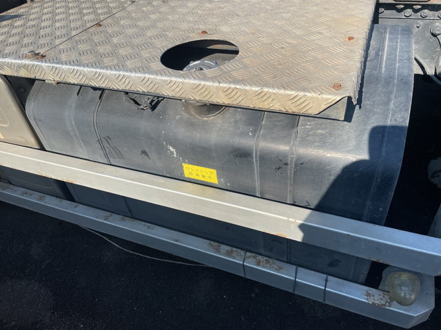 三菱ふそうスーパーグレートトレーラーヘッド（トラクターヘッド）大型（10t）[写真15]