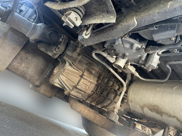 三菱ふそうスーパーグレートトレーラーヘッド（トラクターヘッド）大型（10t）[写真18]