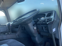 三菱ふそうスーパーグレートトレーラーヘッド（トラクターヘッド）大型（10t）[写真26]