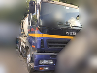 いすゞギガミキサー車（コンクリートミキサー）大型（10t）[写真03]