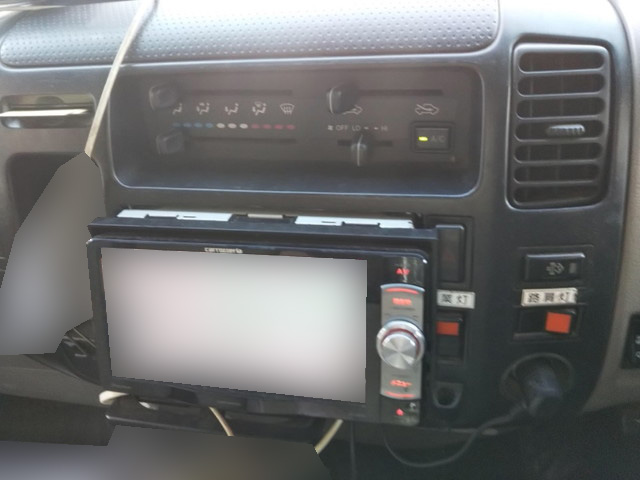 日野デュトロアームロール小型（2t・3t）[写真28]