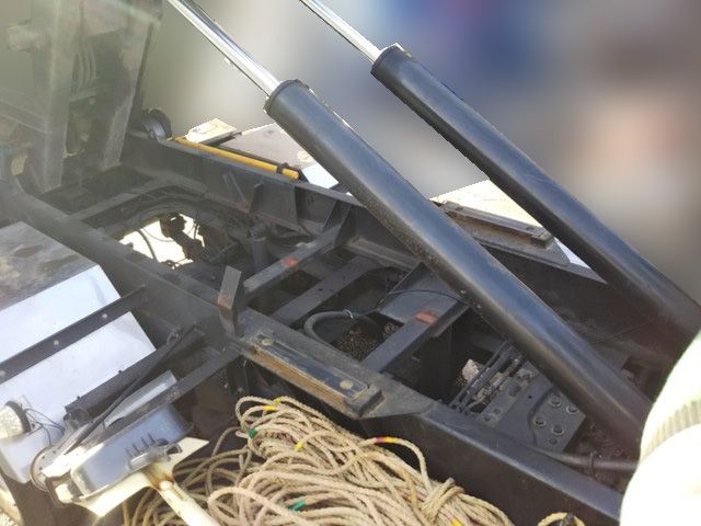 日野デュトロアームロール小型（2t・3t）[写真07]