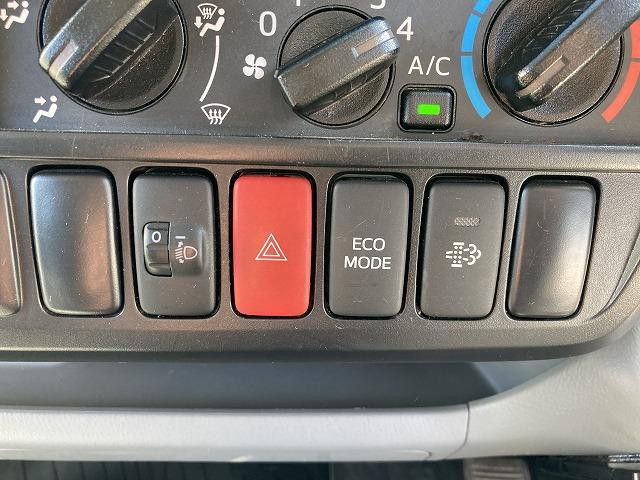 日野デュトロダブルキャブ（Wキャブ）小型（2t・3t）[写真25]