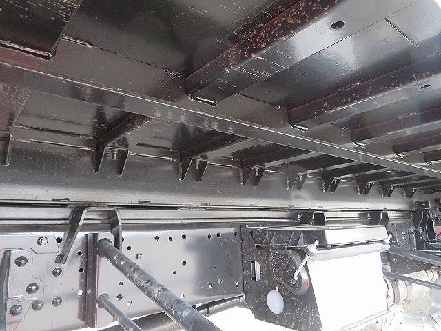 三菱ふそうファイターセーフティローダー中型（4t）[写真20]