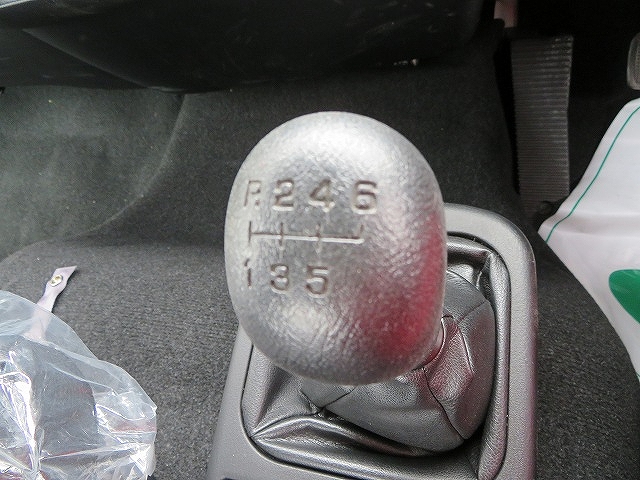 三菱ふそうファイターセーフティローダー中型（4t）[写真38]