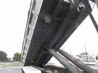 UDトラックスクオンコンテナ専用車大型（10t）[写真06]