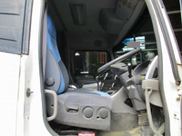 UDトラックスクオンコンテナ専用車大型（10t）[写真07]