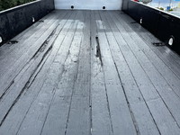 三菱ふそうキャンターセルフクレーン3段小型（2t・3t）[写真10]