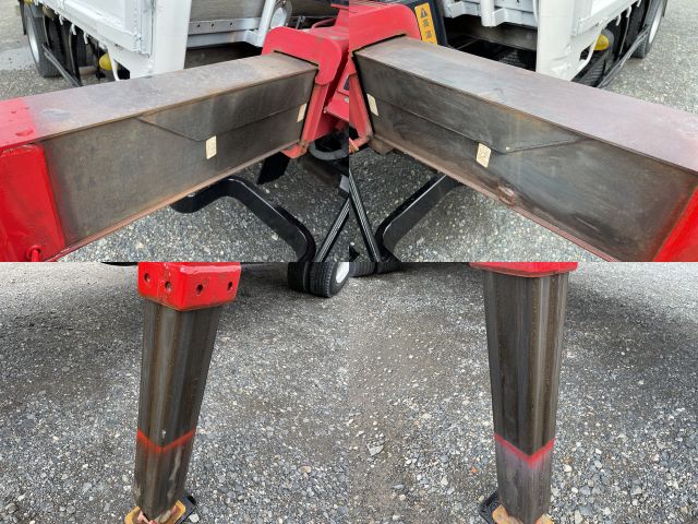 三菱ふそうキャンターセルフクレーン3段小型（2t・3t）[写真19]