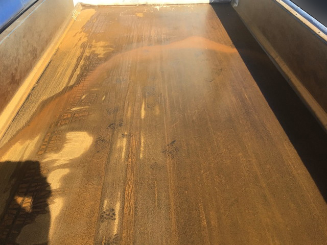 三菱ふそうスーパーグレートダンプ大型（10t）[写真11]