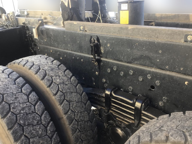 三菱ふそうスーパーグレートダンプ大型（10t）[写真19]