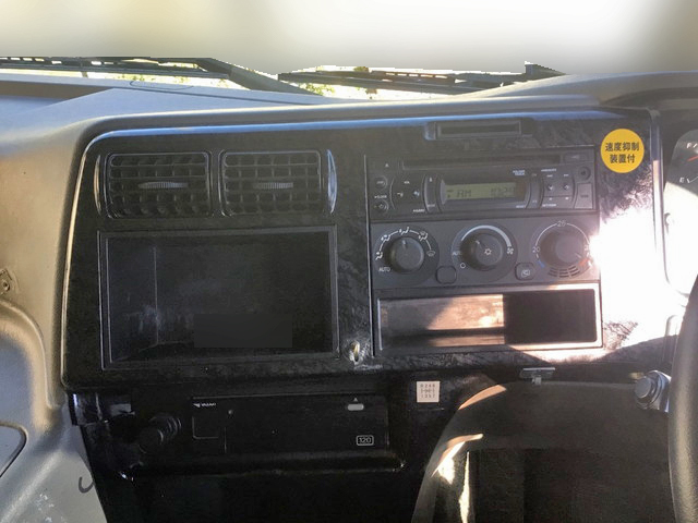 三菱ふそうスーパーグレートダンプ大型（10t）[写真36]