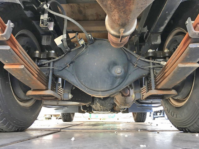 いすゞエルフクレーン3段小型（2t・3t）[写真28]