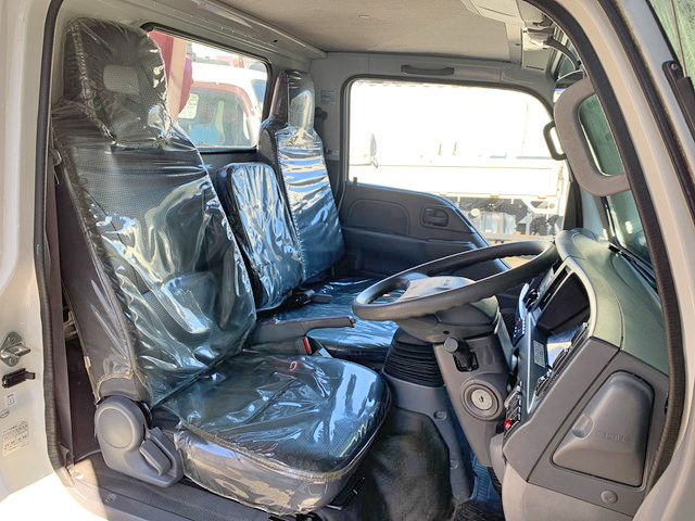 いすゞエルフクレーン3段小型（2t・3t）[写真32]