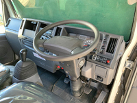 いすゞエルフクレーン3段小型（2t・3t）[写真34]