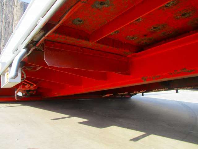 UDトラックスコンドルセーフティクレーン3段増トン（6t・8t）[写真11]