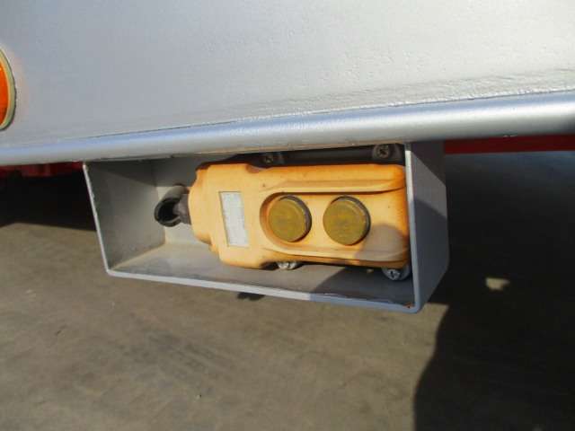 UDトラックスコンドルセーフティクレーン3段増トン（6t・8t）[写真21]