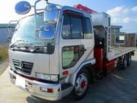 UDトラックスコンドルセーフティクレーン3段増トン（6t・8t）[写真03]