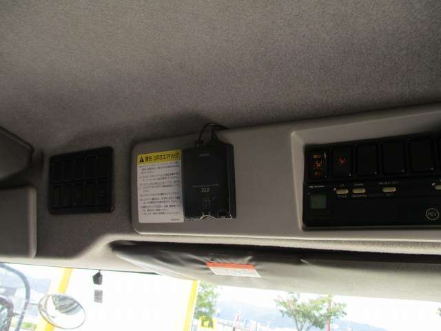 いすゞギガスクラップ運搬車大型（10t）[写真20]