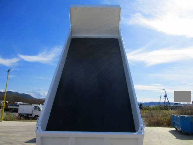 UDトラックスコンドルダンプ増トン（6t・8t）[写真28]