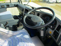 UDトラックスコンドルダンプ増トン（6t・8t）[写真09]