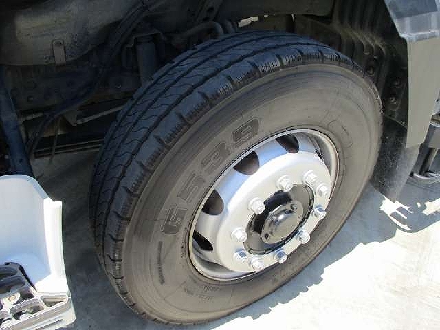 三菱ふそうスーパーグレートダンプ大型（10t）[写真22]