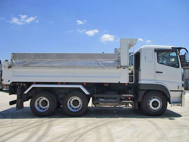 三菱ふそうスーパーグレートダンプ大型（10t）[写真07]