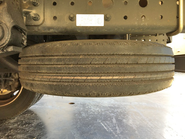 三菱ふそうキャンター平ボディ小型（2t・3t）[写真19]