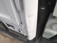 三菱ふそうキャンター平ボディ小型（2t・3t）[写真38]