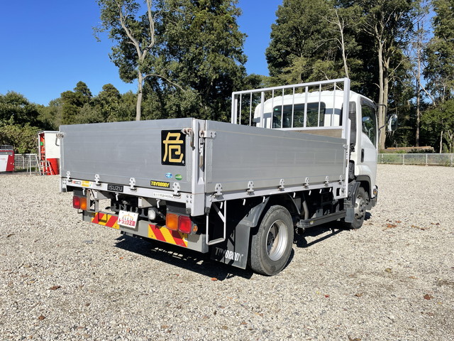 いすゞフォワードアルミブロック中型（4t）[写真02]