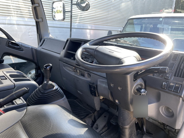 いすゞフォワードアルミブロック中型（4t）[写真24]