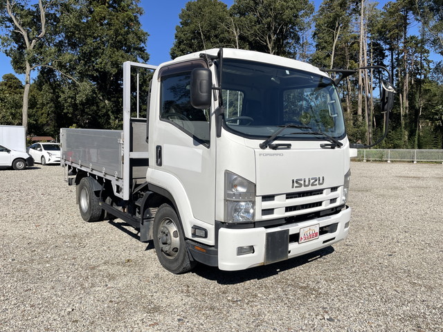 いすゞフォワードアルミブロック中型（4t）[写真03]