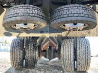 三菱ふそうキャンター平ボディ小型（2t・3t）[写真19]