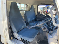 三菱ふそうキャンター平ボディ小型（2t・3t）[写真26]