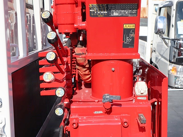 マツダタイタンクレーン付小型（2t・3t）[写真19]