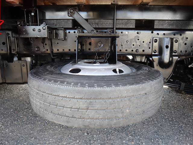 マツダタイタンクレーン付小型（2t・3t）[写真28]