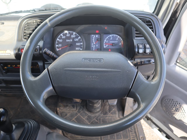 マツダタイタンクレーン付小型（2t・3t）[写真31]