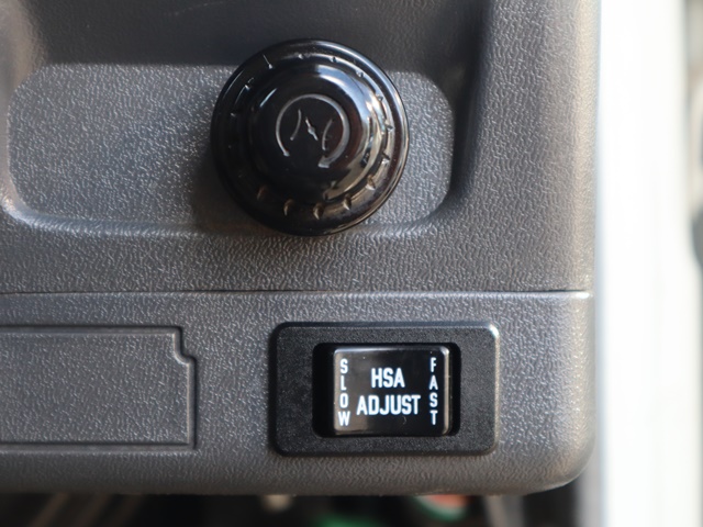 マツダタイタンクレーン付小型（2t・3t）[写真35]