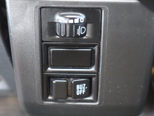 マツダタイタンクレーン付小型（2t・3t）[写真36]