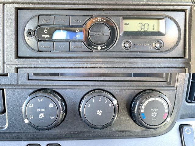 三菱ふそうキャンタークレーン3段小型（2t・3t）[写真37]