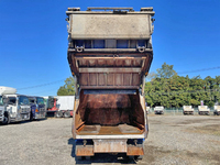 三菱ふそうキャンターパッカー車（塵芥車）小型（2t・3t）[写真11]