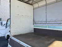 日野デュトロ幌ウイング小型（2t・3t）[写真11]